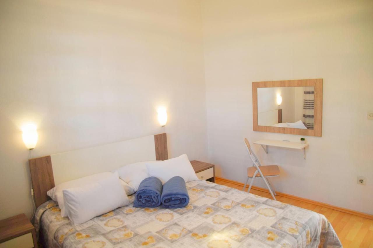 Apartments Margareta & Ena Малинська Екстер'єр фото