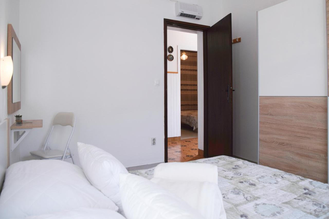 Apartments Margareta & Ena Малинська Екстер'єр фото
