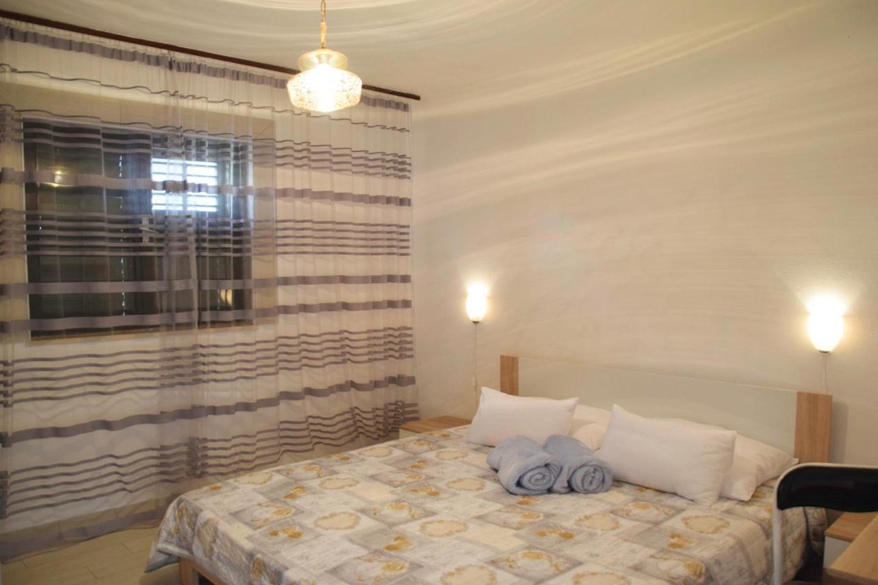 Apartments Margareta & Ena Малинська Екстер'єр фото