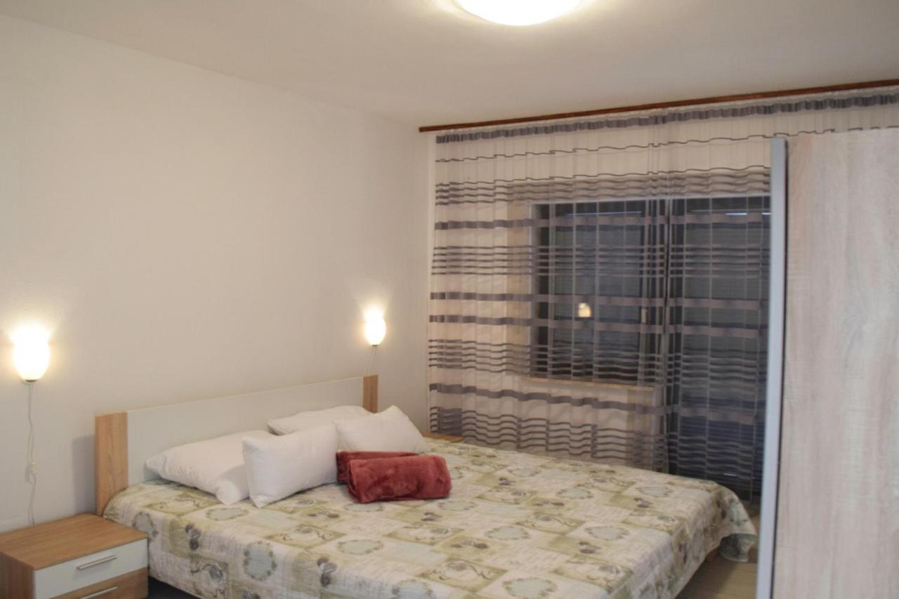 Apartments Margareta & Ena Малинська Екстер'єр фото