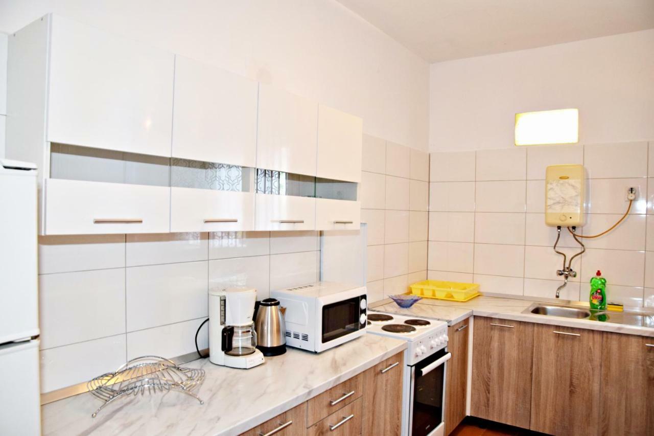 Apartments Margareta & Ena Малинська Екстер'єр фото